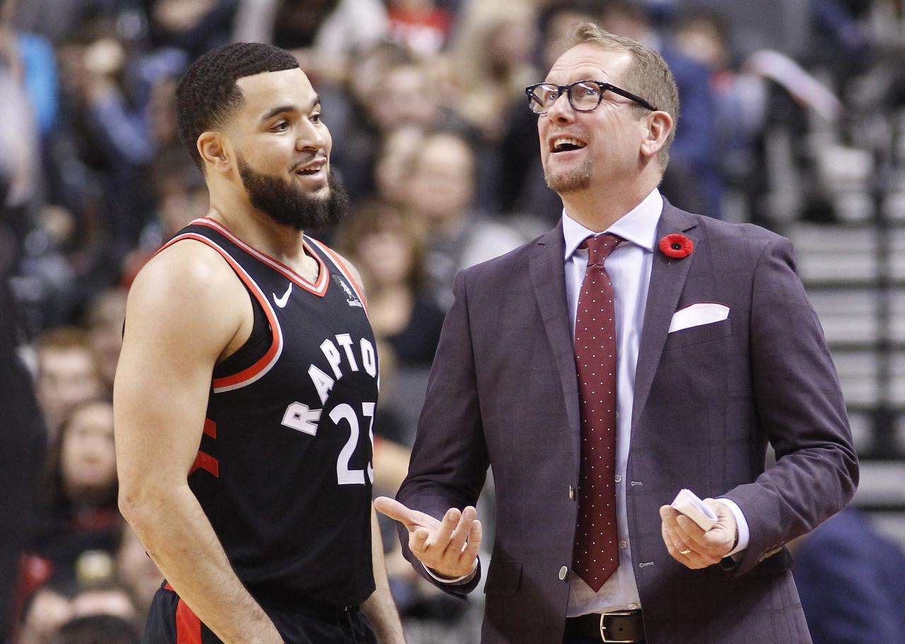 在西班牙足 在西班牙足