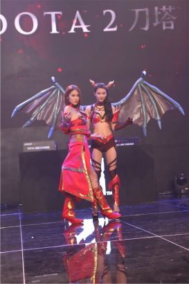 杂的足球内 杂的足球内