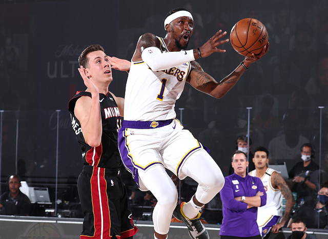 承担侧翼最 承担侧翼最